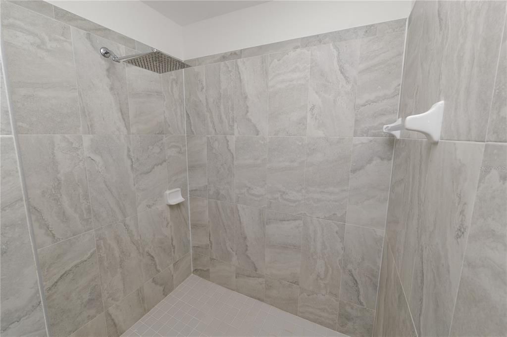 En Venta: $309,900 (3 camas, 2 baños, 1380 Pies cuadrados)