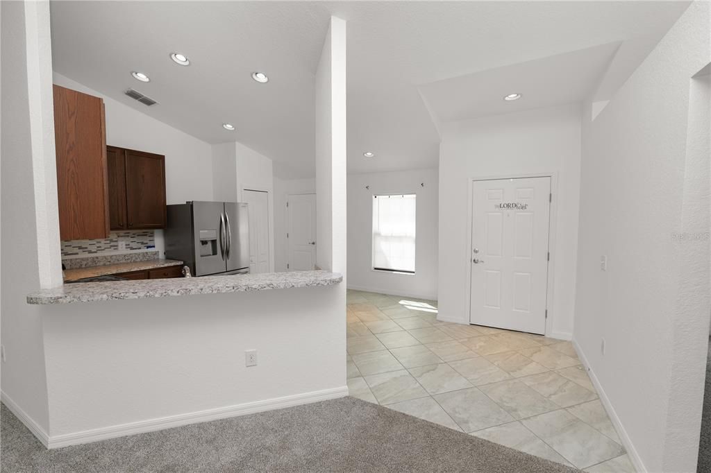 En Venta: $309,900 (3 camas, 2 baños, 1380 Pies cuadrados)