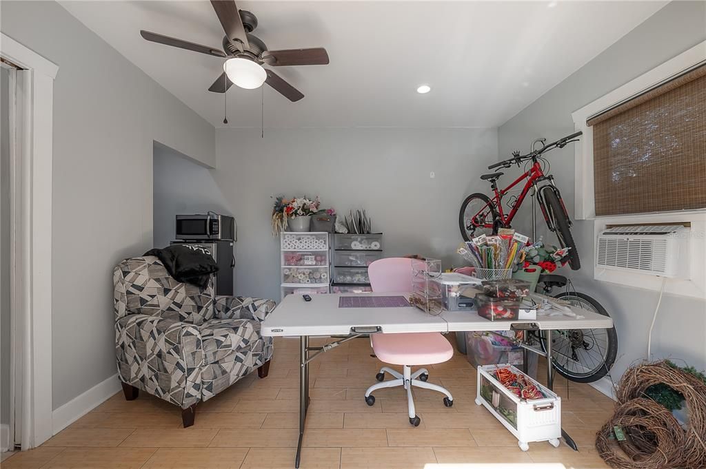 En Venta: $710,000 (4 camas, 3 baños, 1892 Pies cuadrados)