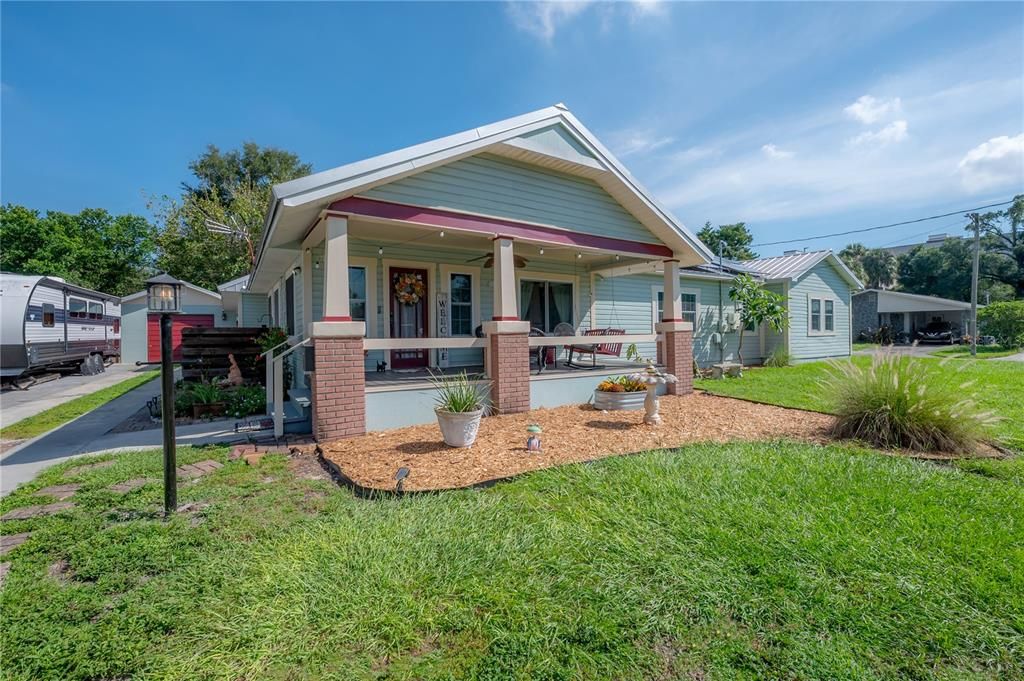 En Venta: $710,000 (4 camas, 3 baños, 1892 Pies cuadrados)