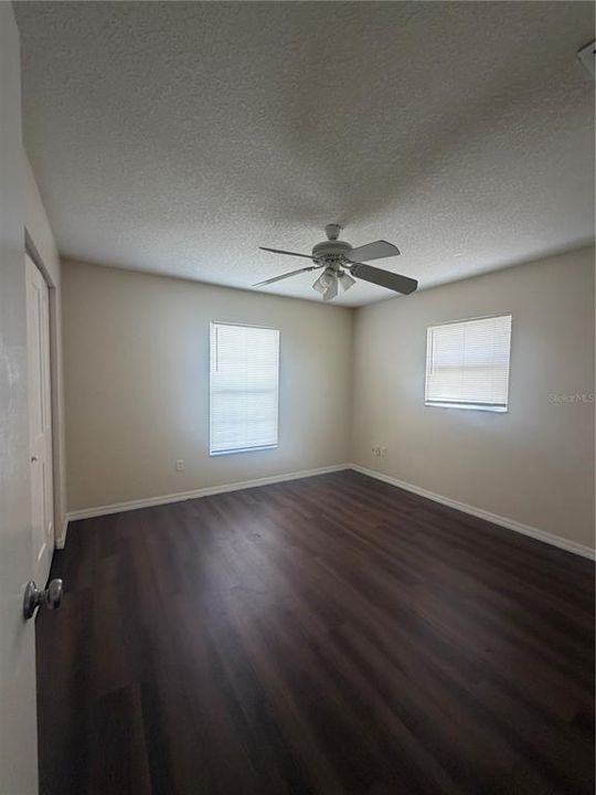 В аренду: $1,600 (3 спален, 2 ванн, 1320 Квадратных фут)