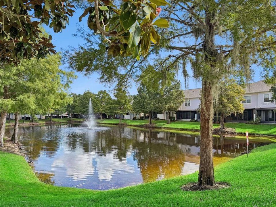 En Venta: $330,000 (2 camas, 2 baños, 1558 Pies cuadrados)