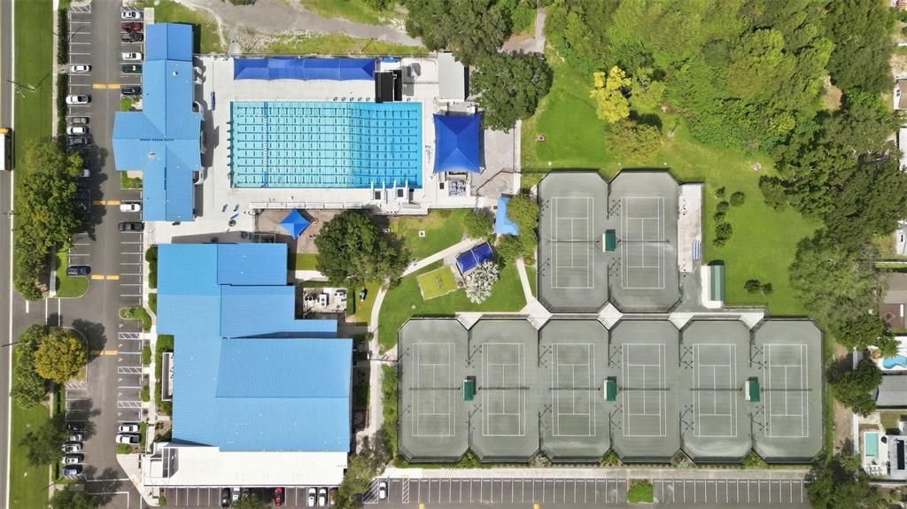 En Venta: $549,900 (4 camas, 3 baños, 1470 Pies cuadrados)