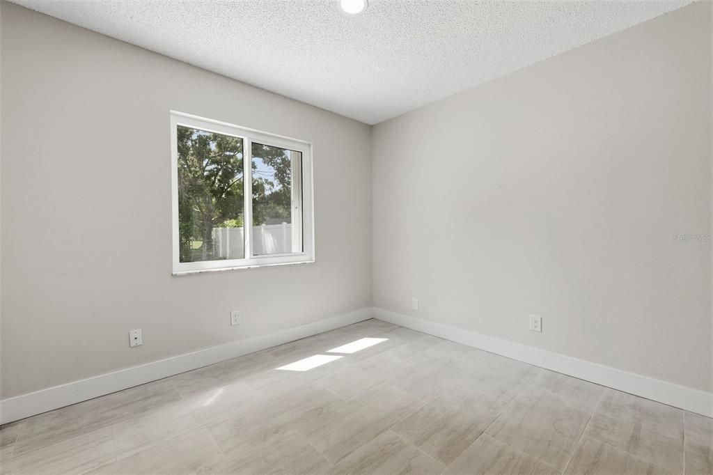 En Venta: $549,900 (4 camas, 3 baños, 1470 Pies cuadrados)