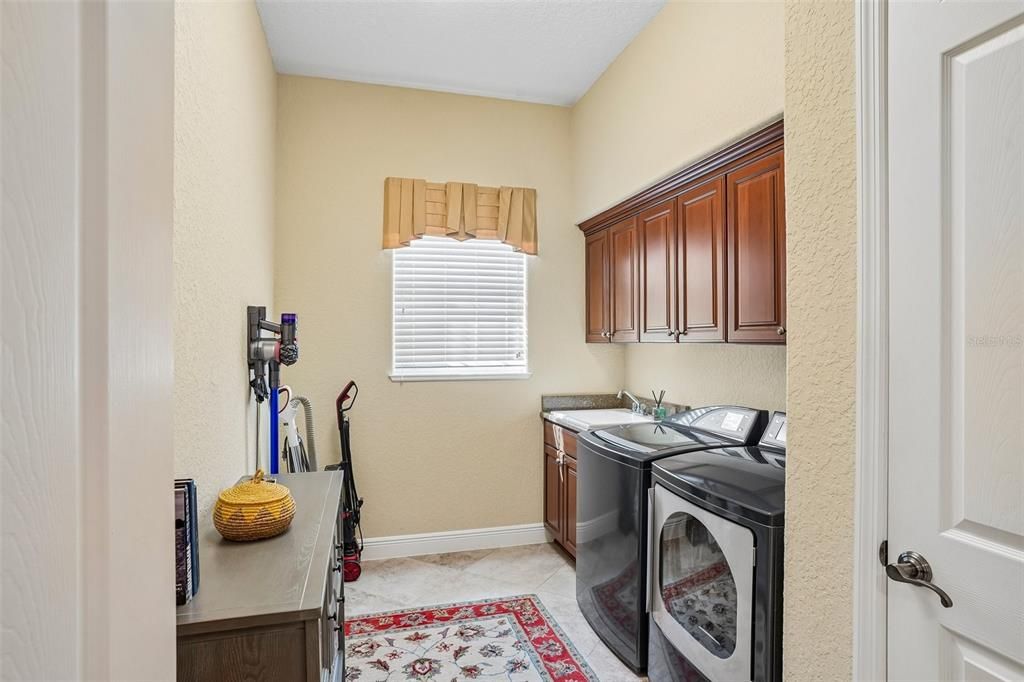 En Venta: $1,799,000 (4 camas, 3 baños, 3612 Pies cuadrados)