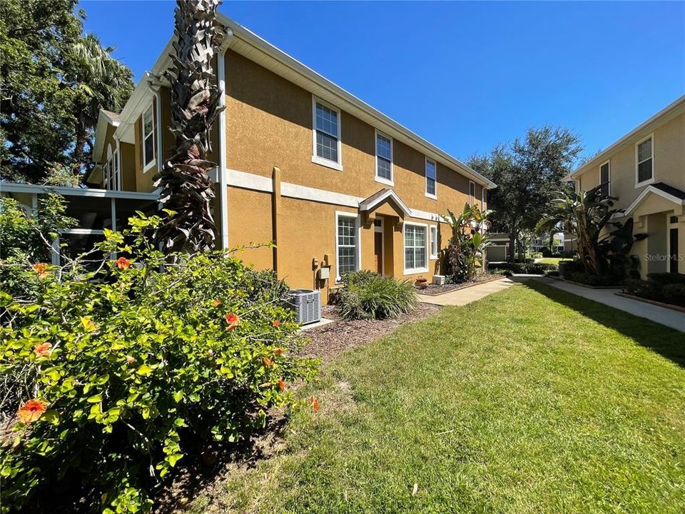 For Rent: $2,995 (3 beds, 2 baths, 1776 Square Feet)