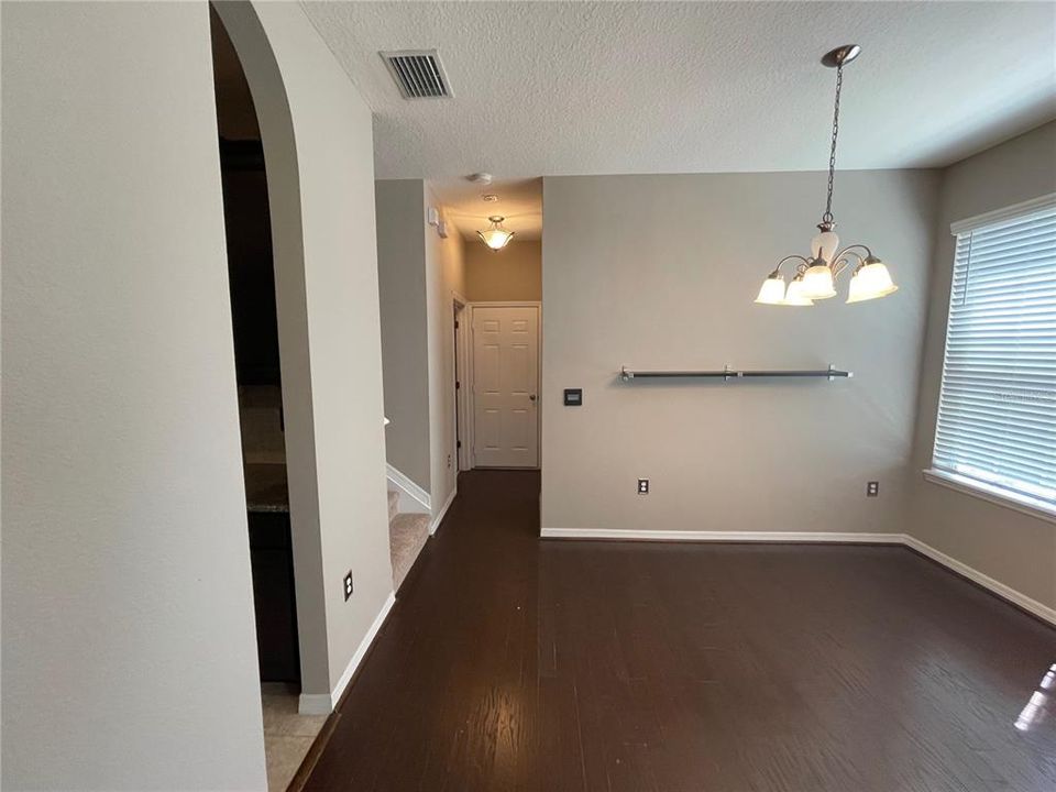 For Rent: $2,995 (3 beds, 2 baths, 1776 Square Feet)