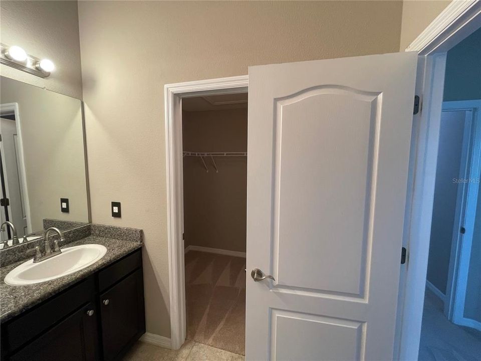 For Rent: $2,995 (3 beds, 2 baths, 1776 Square Feet)