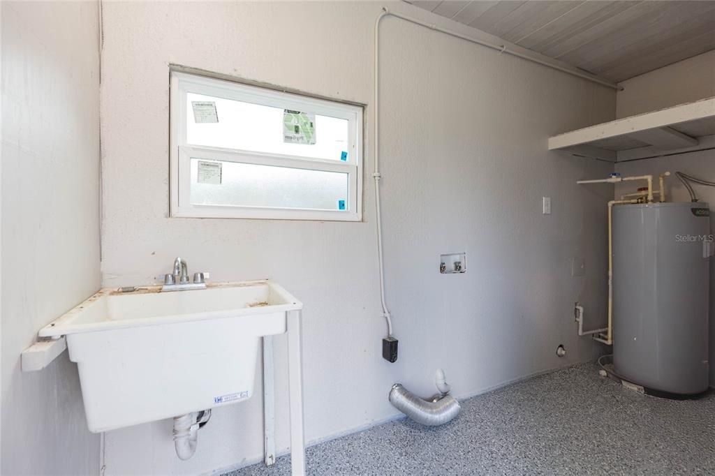 En Venta: $259,900 (3 camas, 1 baños, 888 Pies cuadrados)