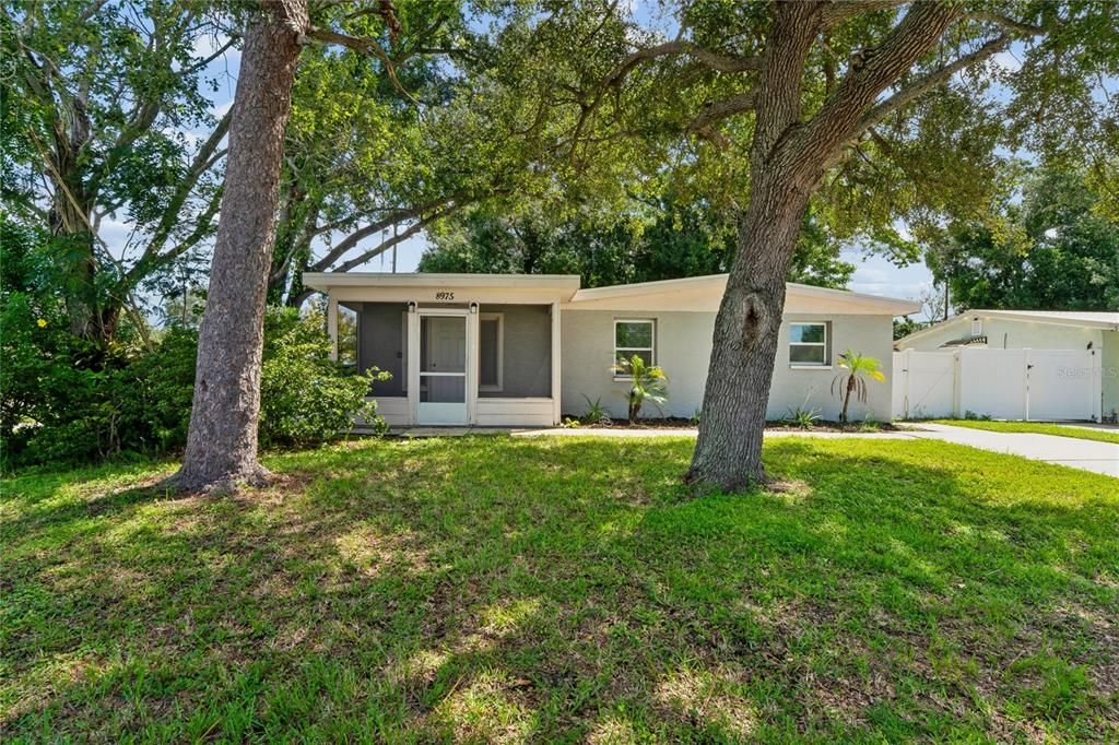 For Sale: $349,900 (3 beds, 2 baths, 1710 Square Feet)