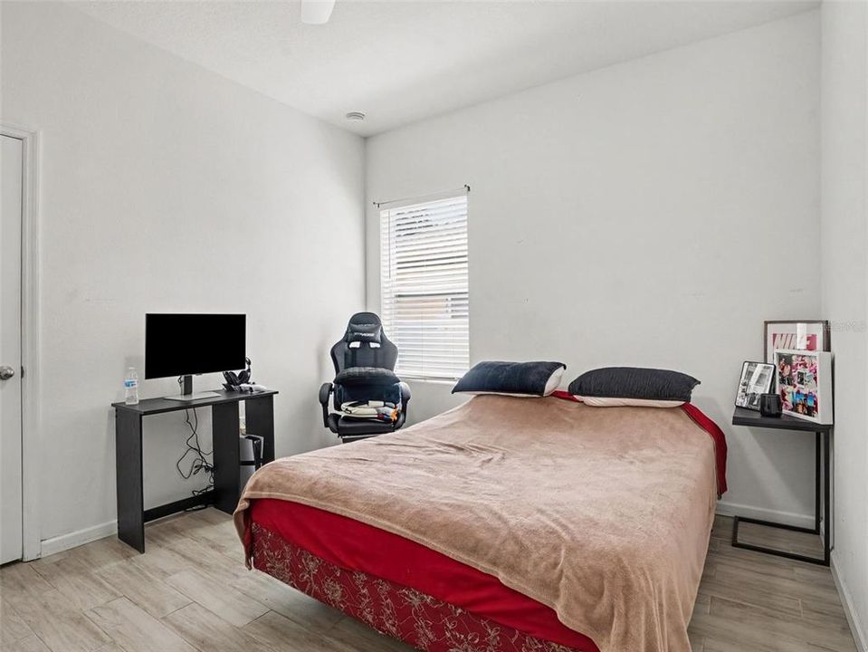 For Sale: $279,900 (3 beds, 2 baths, 1655 Square Feet)