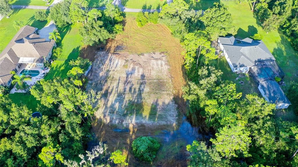 En Venta: $449,900 (1.57 acres)