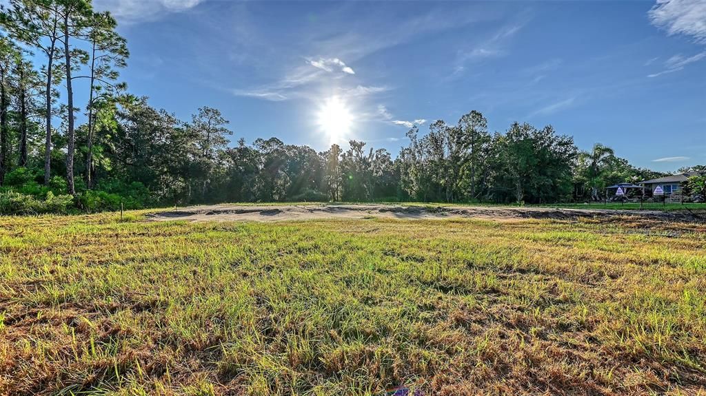 En Venta: $449,900 (1.57 acres)