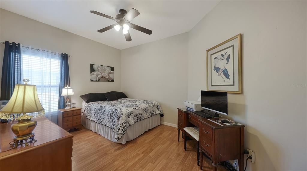 En Venta: $409,000 (3 camas, 2 baños, 1413 Pies cuadrados)