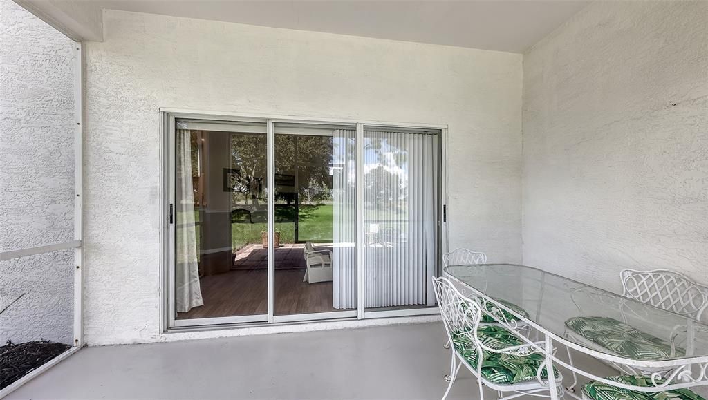 En Venta: $409,000 (3 camas, 2 baños, 1413 Pies cuadrados)