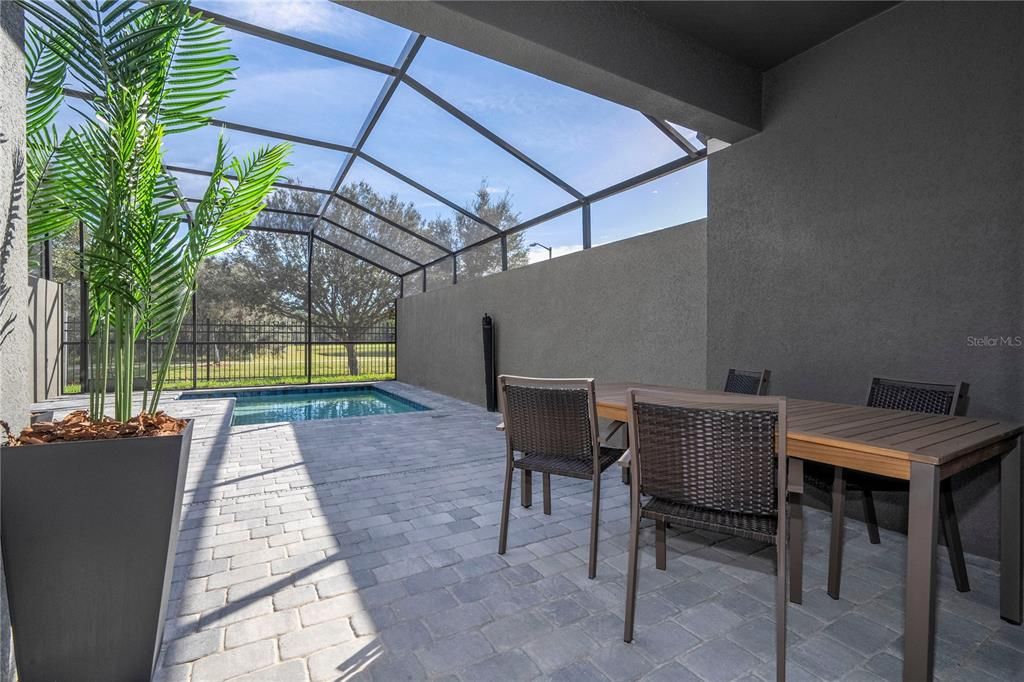For Sale: $595,000 (5 beds, 4 baths, 2133 Square Feet)