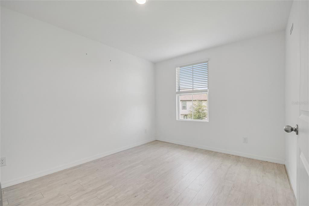 На продажу: $289,900 (3 спален, 2 ванн, 1622 Квадратных фут)