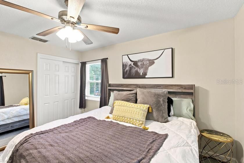 For Sale: $380,000 (3 beds, 1 baths, 1305 Square Feet)