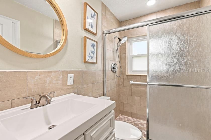 For Sale: $380,000 (3 beds, 1 baths, 1305 Square Feet)