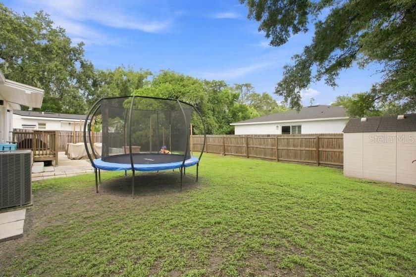 For Sale: $380,000 (3 beds, 1 baths, 1305 Square Feet)