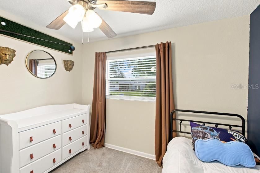 For Sale: $380,000 (3 beds, 1 baths, 1305 Square Feet)