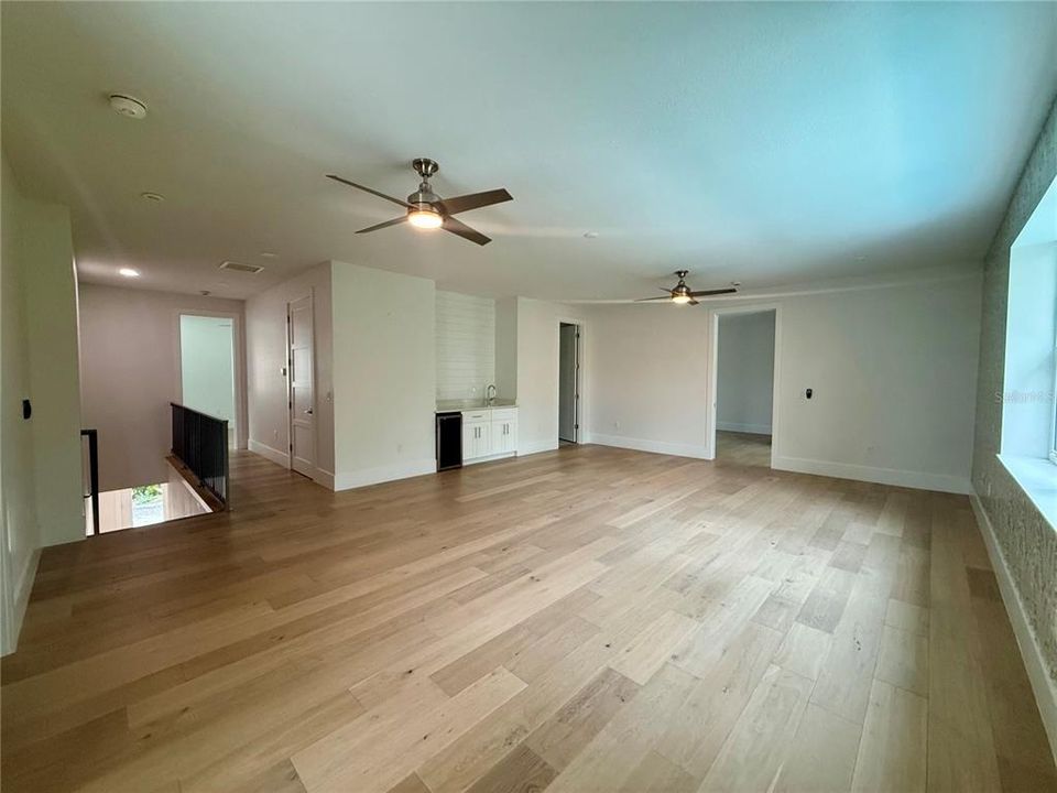 В аренду: $8,000 (4 спален, 4 ванн, 3554 Квадратных фут)
