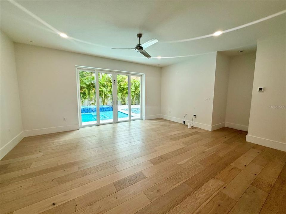 В аренду: $8,000 (4 спален, 4 ванн, 3554 Квадратных фут)