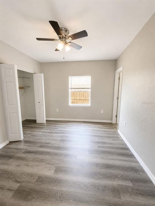 For Sale: $240,000 (2 beds, 1 baths, 800 Square Feet)
