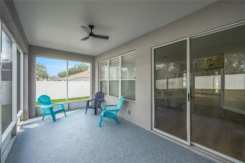 En Venta: $449,900 (4 camas, 3 baños, 2754 Pies cuadrados)