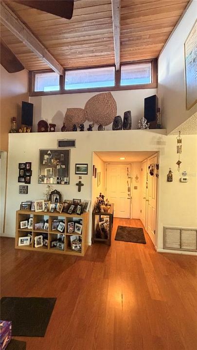 For Sale: $165,000 (3 beds, 2 baths, 1146 Square Feet)