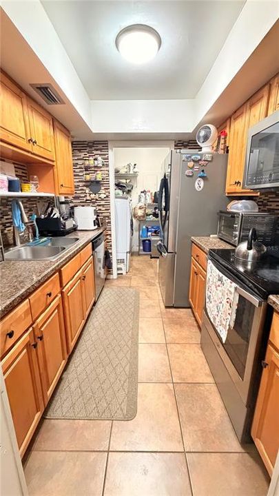 For Sale: $165,000 (3 beds, 2 baths, 1146 Square Feet)