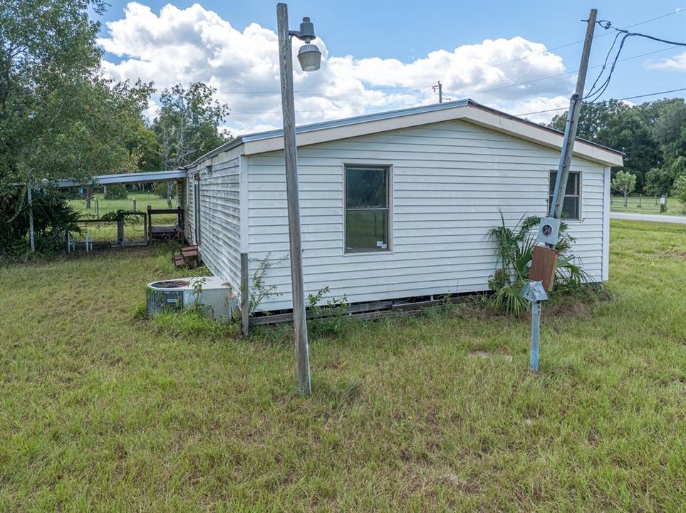 На продажу: $750,000 (29.87 acres)