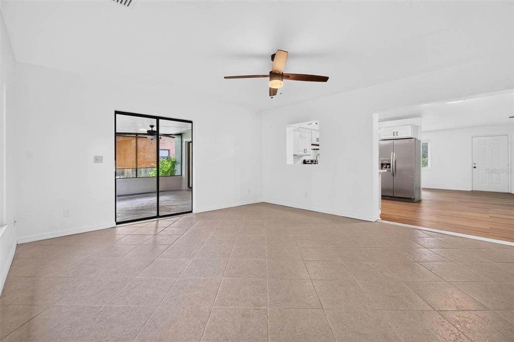 En Venta: $398,000 (3 camas, 2 baños, 1410 Pies cuadrados)