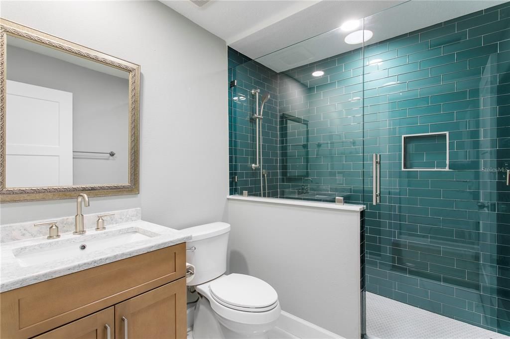 For Sale: $1,950,000 (3 beds, 2 baths, 2573 Square Feet)