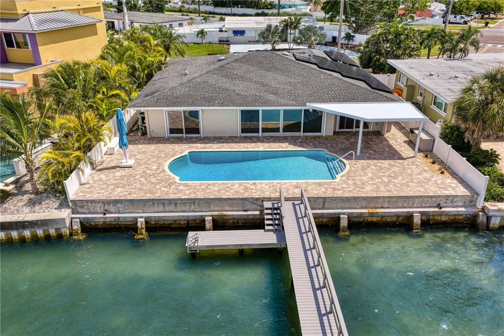 For Sale: $1,950,000 (3 beds, 2 baths, 2573 Square Feet)