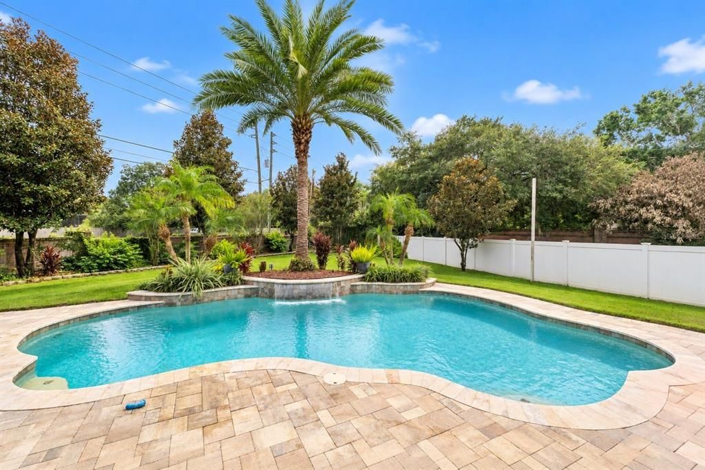For Sale: $675,000 (4 beds, 3 baths, 2366 Square Feet)