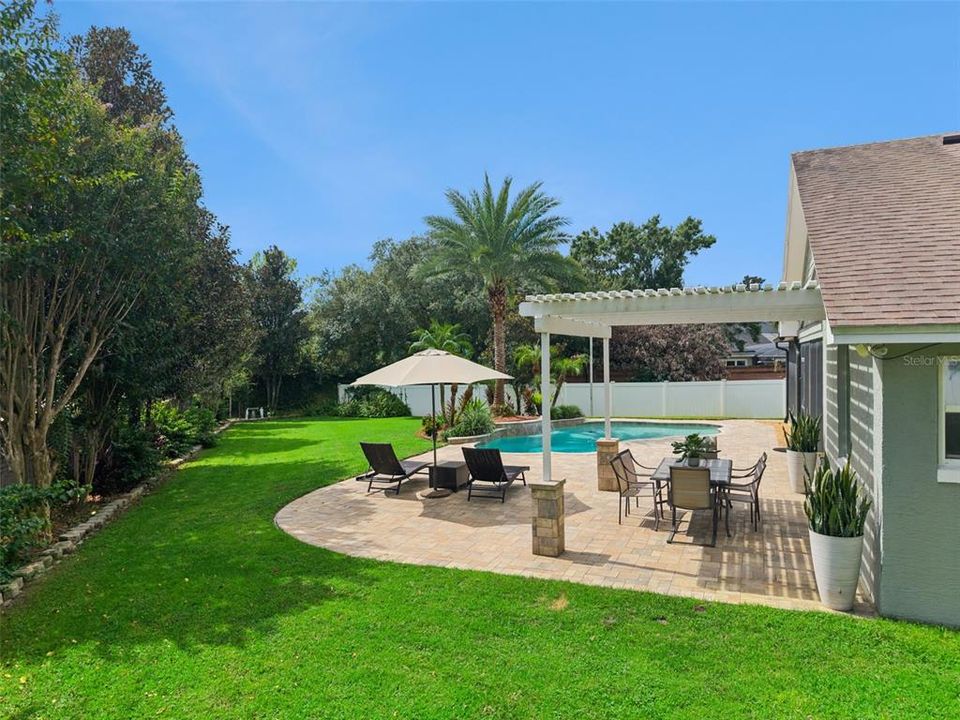For Sale: $675,000 (4 beds, 3 baths, 2366 Square Feet)