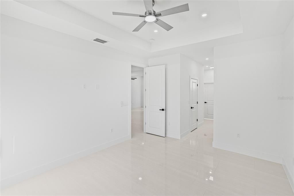 En Venta: $358,000 (3 camas, 2 baños, 1796 Pies cuadrados)