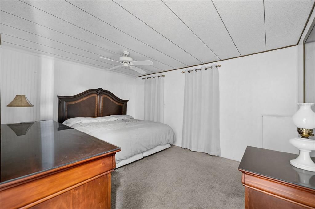 For Sale: $103,000 (2 beds, 2 baths, 1152 Square Feet)