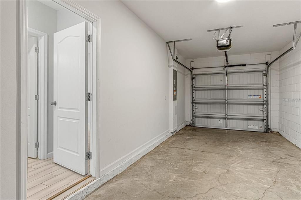 В аренду: $2,395 (4 спален, 3 ванн, 1762 Квадратных фут)