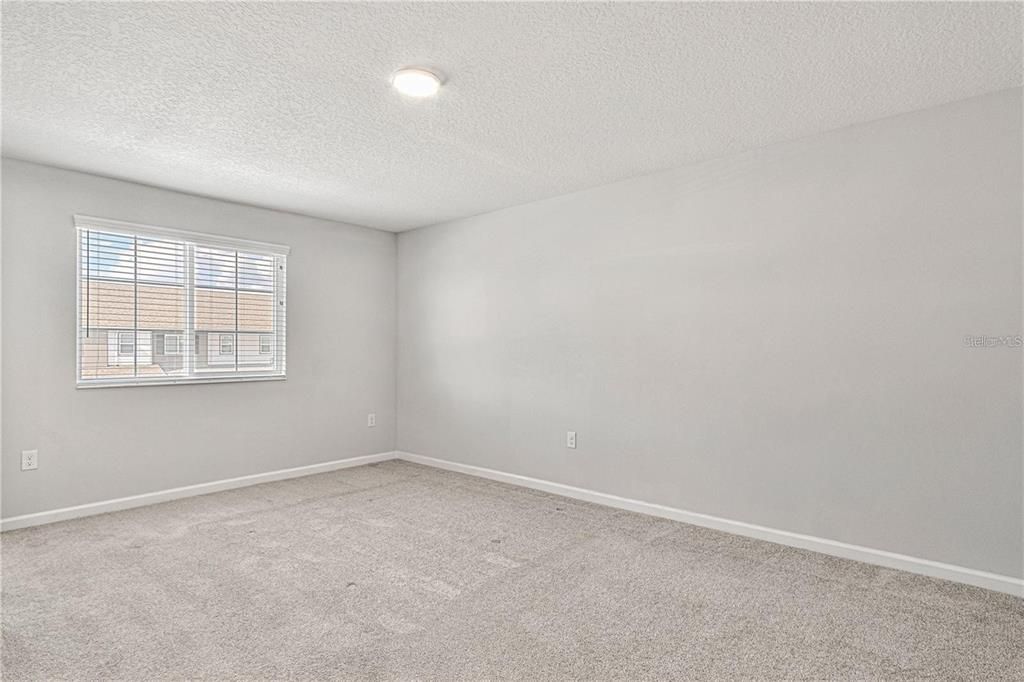 В аренду: $2,395 (4 спален, 3 ванн, 1762 Квадратных фут)