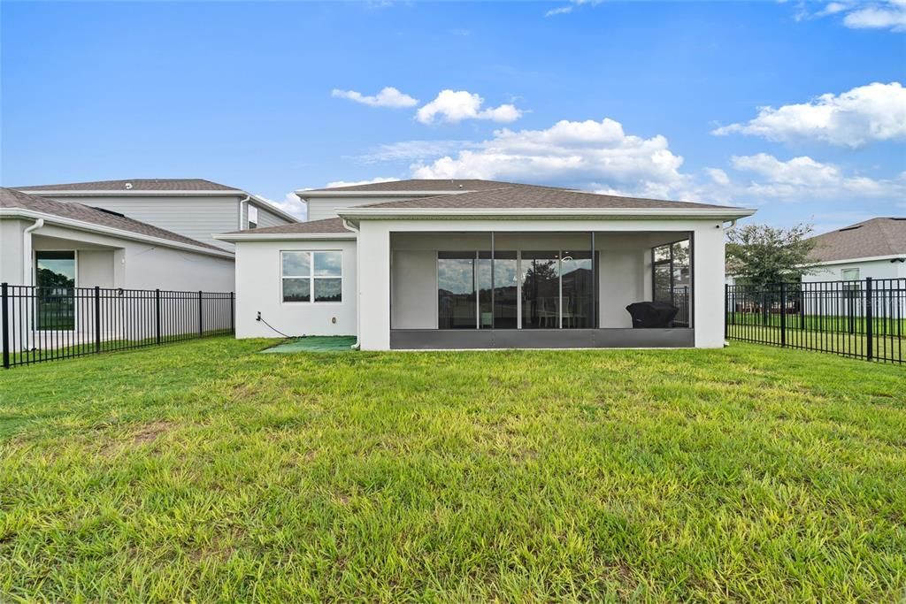 En Venta: $525,000 (4 camas, 3 baños, 2827 Pies cuadrados)