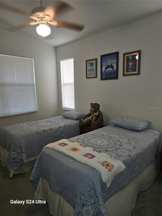 For Sale: $335,000 (2 beds, 2 baths, 1420 Square Feet)