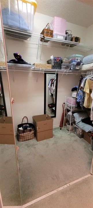 For Sale: $335,000 (2 beds, 2 baths, 1420 Square Feet)