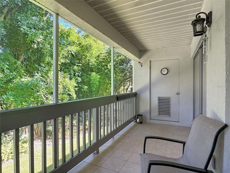 待售: $250,000 (2 贝兹, 2 浴室, 1083 平方英尺)
