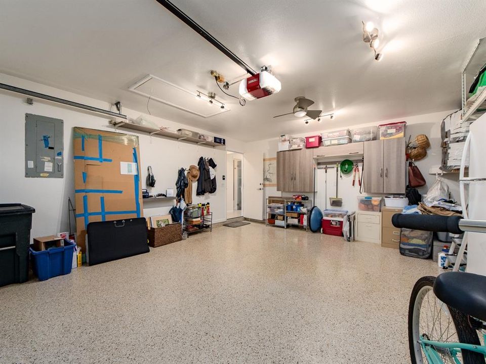For Sale: $435,800 (2 beds, 2 baths, 1659 Square Feet)