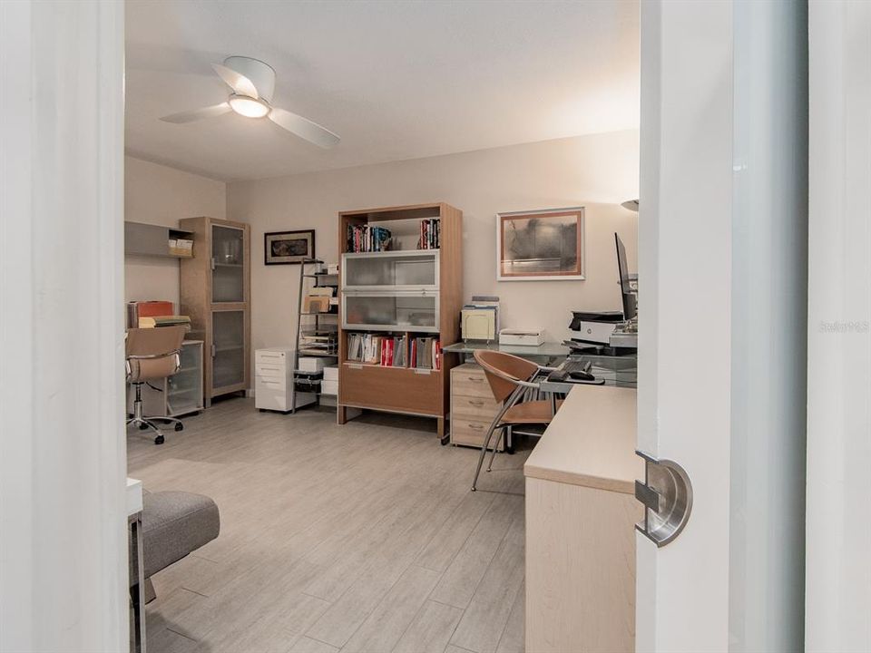 For Sale: $435,800 (2 beds, 2 baths, 1659 Square Feet)