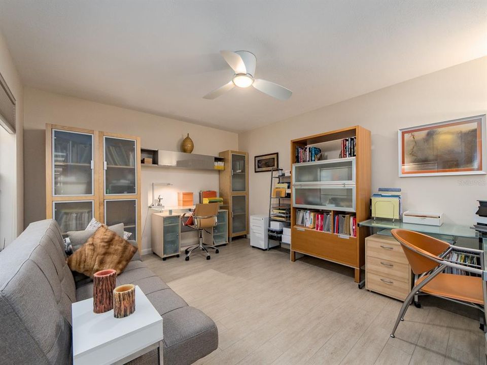 For Sale: $435,800 (2 beds, 2 baths, 1659 Square Feet)