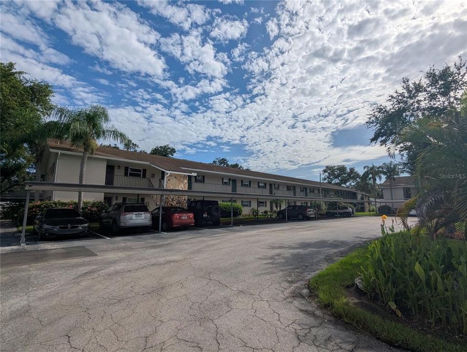 Active With Contract: $130,000 (2 beds, 2 baths, 1150 Square Feet)