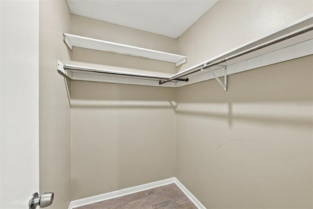 For Sale: $419,000 (3 beds, 2 baths, 1638 Square Feet)